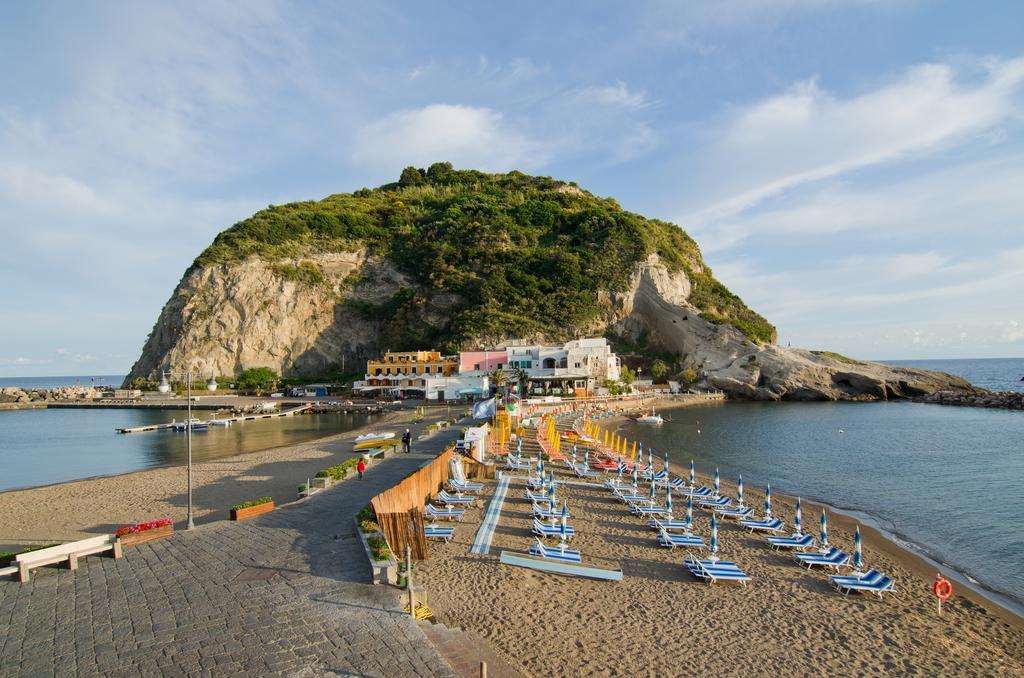 Appartamenti Le Pleiadi - Sant'Angelo D'Ischia Værelse billede